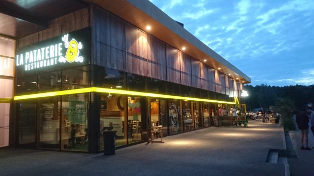 enseigne-lumineuse-saint-lo-restaurant-la-pataterie-cinema