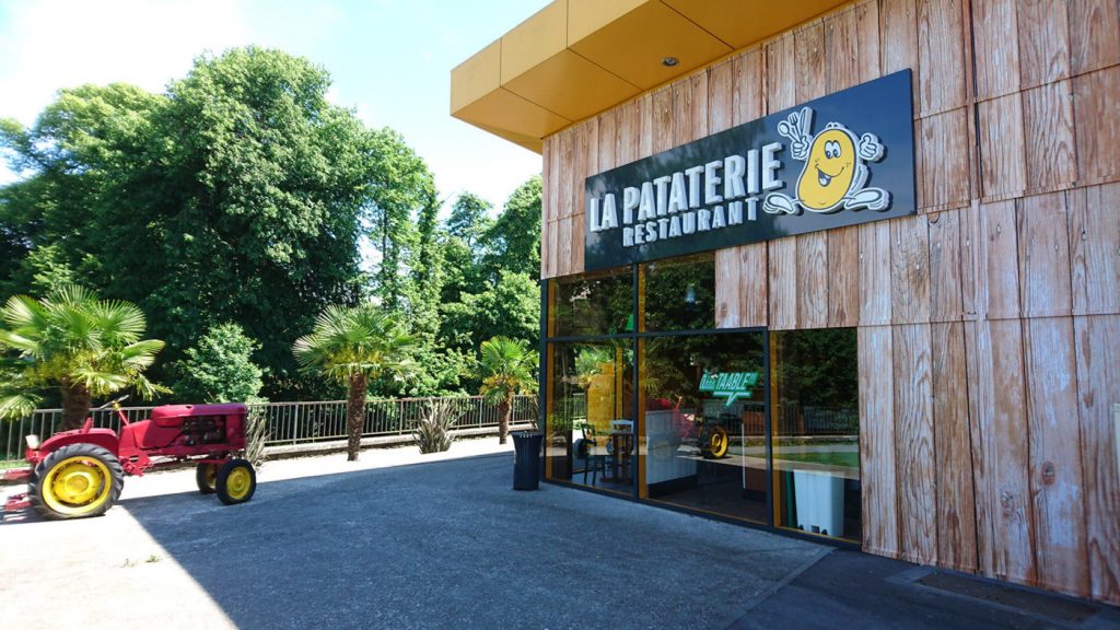 Nouvelle enseigne pour le restaurant La